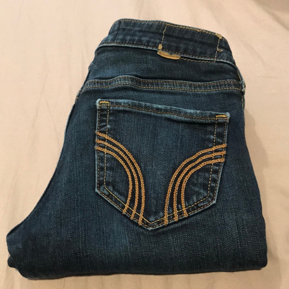 Hollister low rise skinny jeans- Size 00